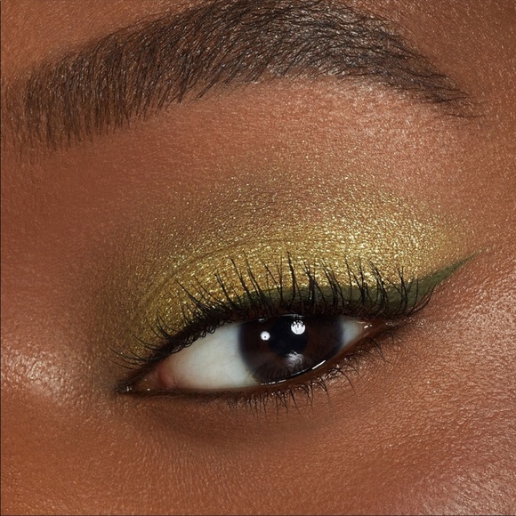 Kylie x Grinch Olive Liquid Kyliner Pen NWT - Picture 3 of 11